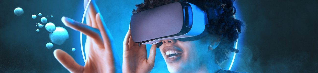 vr, virtual reality, girl-7473405.jpg